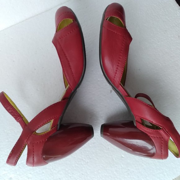 NWOT Jump size 9.5 red leather mary jane round toe heels - Picture 3 of 7